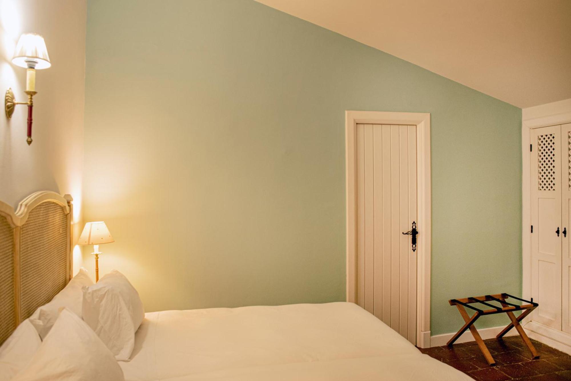 Hotel Boutique Conde De La Corte Сафра Екстериор снимка