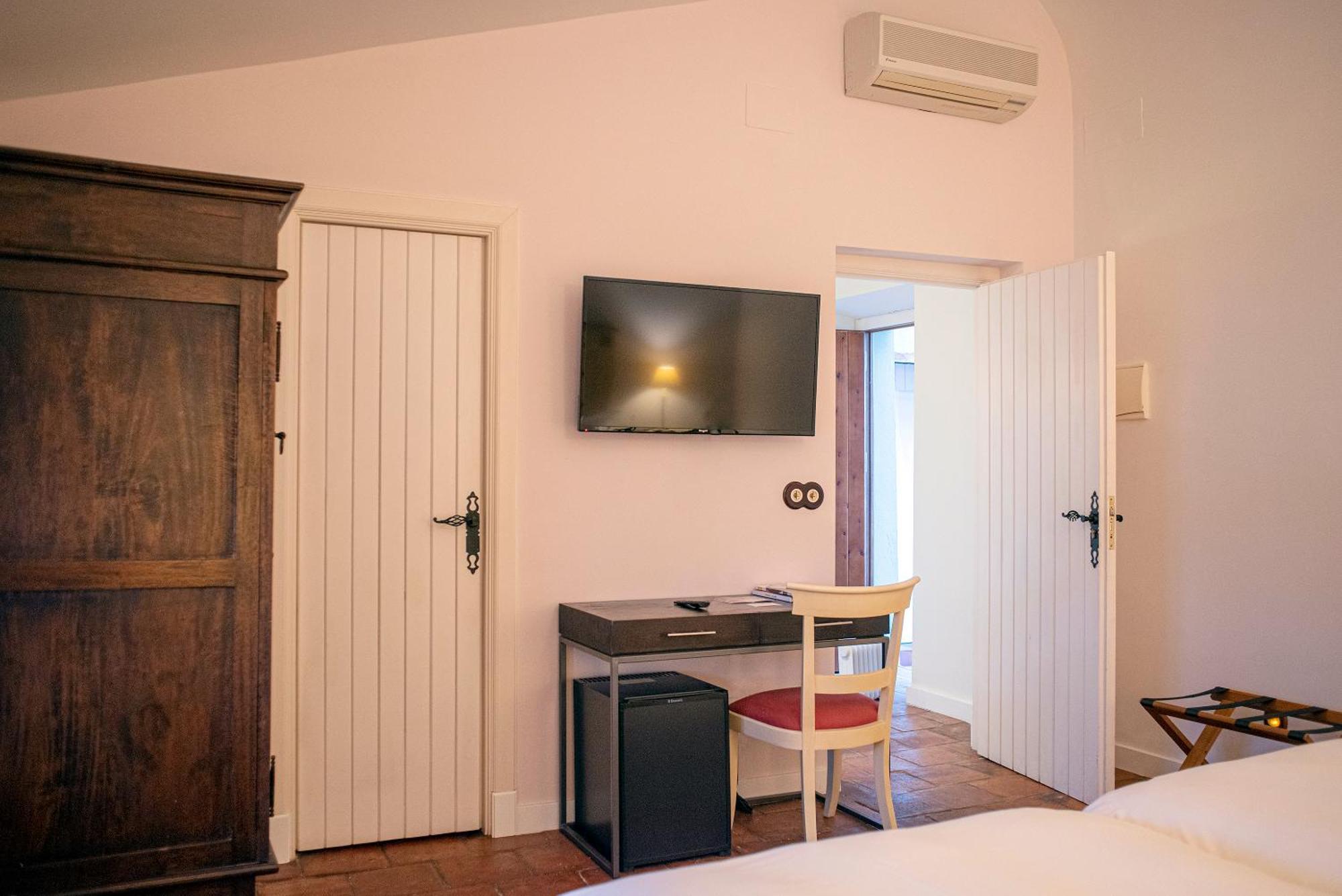Hotel Boutique Conde De La Corte Сафра Екстериор снимка
