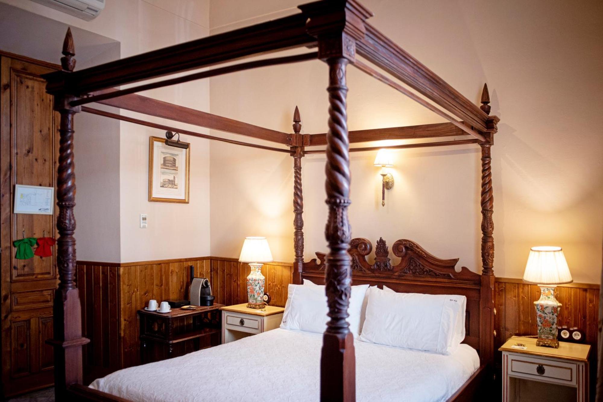 Hotel Boutique Conde De La Corte Сафра Екстериор снимка