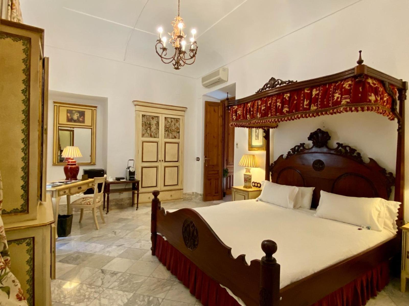 Hotel Boutique Conde De La Corte Сафра Екстериор снимка