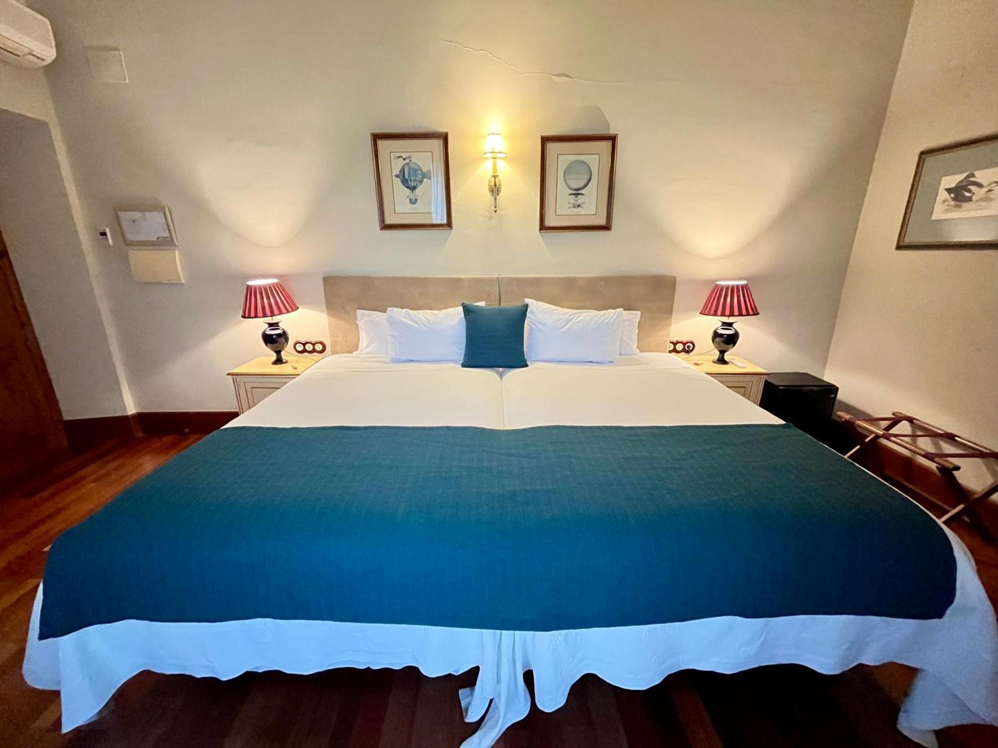 Hotel Boutique Conde De La Corte Сафра Екстериор снимка
